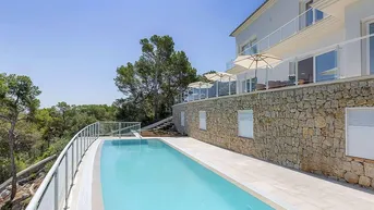 Expose Renovierte Villa mit privatem Meerzugang zu verkaufen in Torrenova, Mallorca.