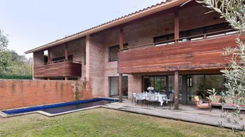 Expose Haus / Villa mit 540m² zu verkaufen in Sant Cugat, Barcelona