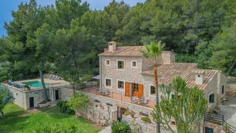 Expose Wunderschöne Steinvilla mit Pool auf Mallorca