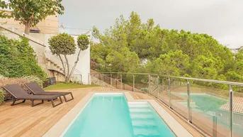 Expose 3 Schlafzimmer Haus / Villa mit 250m² Garten zu verkaufen in Esplugues, Barcelona