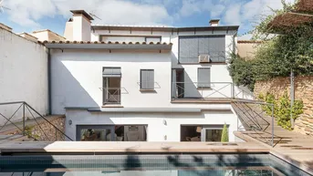 Expose Schönes Haus mit 331m² zu verkaufen in Begur, Costa Brava