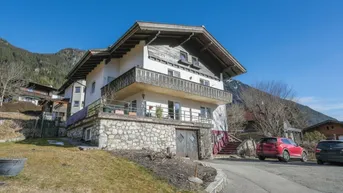 Expose TRAUMHAFTER SEEBLICK - Mehrfamilienhaus mit Potenzial am Achensee