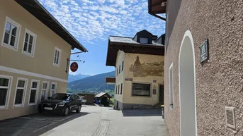 Expose Preiswerte Gelegenheit: Riesige Wohnung mit Balkon direkt im Ortszentrum Radstadt