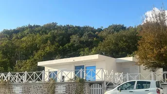 Expose 164m2 Haus mit Meerblick, Nähe Bar zu verkaufen