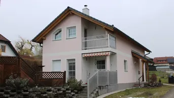 Expose Neuwertiges Einfamilienhaus in Ruhelage Nähe Gmunden 
