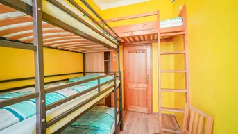 Expose Wohneffizienz auf zwei Ebenen - 2 Schlafzimmer - 12 Schlafplätze