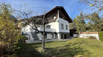 Expose Mehrfamilienhaus mit drei Wohneinheiten, sonnigem Garten und vielseitigem Potenzial