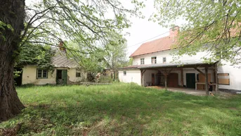 Expose Landhaus mit altem Baumbestand in Klausen-Leopoldsdorf zu verkaufen