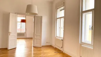 Expose GROSSE ALTBAUWOHNUNG MIT FLÜGELTÜREN