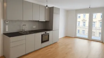 Expose 2 Zimmer Erstbezugswohnung mit Balkon