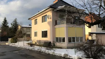 Expose Charmantes 1-2 Familienhaus in ruhiger und zentrumsnaher Lage von Klagenfurt