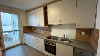 Expose Neuwertig renovierte 3-Zimmer-Wohnung mit Balkon und Einbauküche in Graz