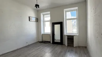 Expose Altbauwohnung mit Entwicklungspotenzial in urbaner Ruhelage