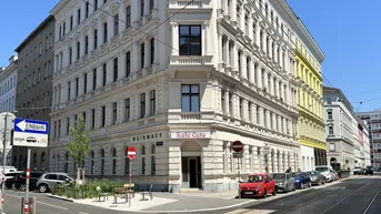 Expose Prestigehaus Sanierungsbedürftige Altbauwohnungen mit Potenzial
