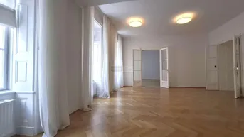 Expose Graben-Nähe: Stilvolle Altbauwohnung in Bestlage - VIDEO verfügbar!