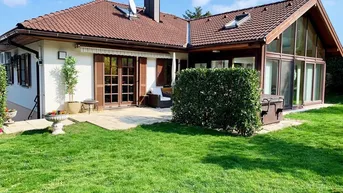 Expose Provisionsfrei: Schönes Einfamilienhaus in Bad Vöslau zu verkaufen 