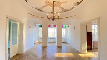 Expose Biedermeier-Landhaus mit Sanierungsbedarf
