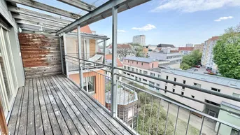 Expose Geräumige Dachgeschosswohnung mit überdachten Süd-Balkonen in zentraler Lage