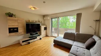Expose Hochwertige Drei-Zimmer-Maisonette mit großem Balkon und zwei Garagenstellplätze