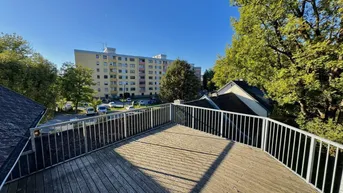 Expose Lichtdurchflutete Dachgeschosswohnung mit sonniger Terrasse und KFZ-Stellplätze in ruhiger Naturlage