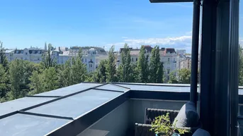 Expose NEU: Penthouse ohne Schrägen mit unverbaubaren Wienblick zu verkaufen!