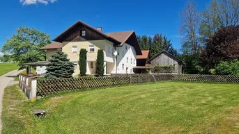 Expose Landwirtschaftlicher Betrieb mit 2 Wohngebäuden, Nutzgrund und Wald