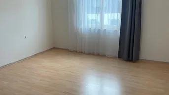 Expose 2-Zimmer Wohnung mit Parkplatz ab sofort