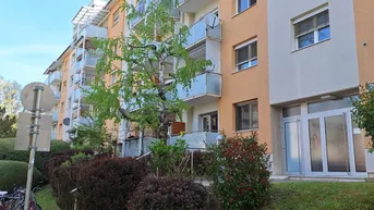Expose Vollständig renovierte 4-Zimmer-Wohnung mit Balkon und Einbauküche in Graz