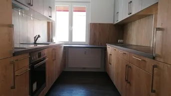Expose Kernsanierte 3-4 Zimmer-Wohnung in Thermennähe zum Top-Preis