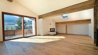 Expose Kernsanierte helle Dachgeschosswohnung