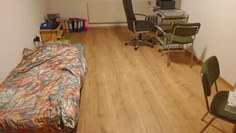 Expose Schöne Wohnung neu.Mitbewohner gesucht