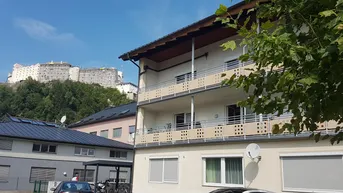 Expose Moderne 1,5-Zimmer Erdgeschosswohnung mit Einbauküche