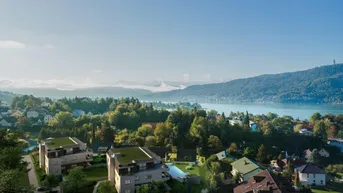 Expose Seeblick und Infinity Pool - Leben, wo andere Urlaub machen – The Lakes in Pörtschach am Wörthersee