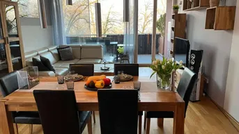 Expose Moderne 4-Zimmer Wohnung mit Poolanlage und Seenähe