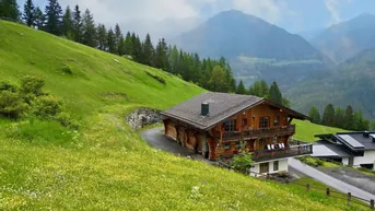 Expose Tirol: Exklusives kanadisches Vollblockhaus - Ideal als Familien-, Mehrgenerationen-, Jagd- oder Ferienresidenz