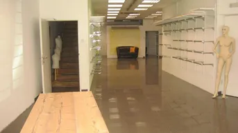 Expose Wohnung mit Geschäftslokal in einem Gebäude (Provisionsfrei)