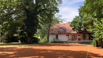 Expose Parkähnliches Baugrundstück in historischer Villenlage Baden bei Wien (Provisionsfrei)