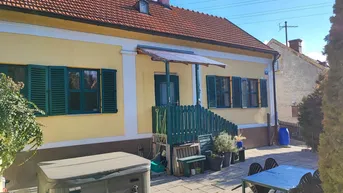 Expose PRIVAT - ruhige Grünlage Pottenstein bei Wien - zentraler Wohnbereich saniert, mit oberen Garten und Fernsicht (Provisionsfrei)