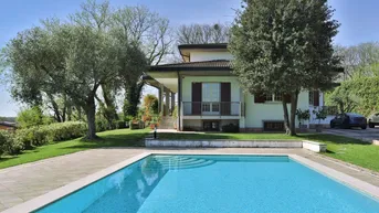 Expose Traumhaftes Anwesen in Ponti sul Mincio - Luxusvilla mit Pool und Garage - Jetzt sichern