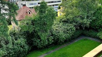 Expose PRIVAT: Ruhige Wohnung mit Blick ins Grüne inkl. Tiefgaragenplatz &amp; Loggia