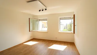 Expose Taxham: 3-Zimmer-Wohnung mit Balkon