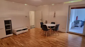 Expose Helle 2-Zimmer-Wohnung mit Blick in den ruhigen Innenhof – perfekt für Paare.
