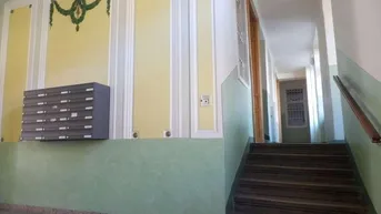 Expose Schöne 3-Zimmer Altbauwohnung provisionsfrei