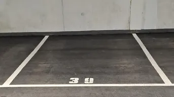 Expose Tiefgaragenstellplatz
