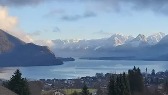 Expose Willkommen in Ihrem neuen Zuhause in St. Gilgen, wo Luxus auf Natur trifft und der Alltag in die Ferne rückt.