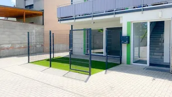 Expose PROVISIONSFREI Neubau 3 ZIMMERWOHNUNG mit eigenem Garten, Terrasse und Parkplatz