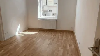 Expose Nachmieter für Helle 2-Zimmer Altbauwohnung gesucht