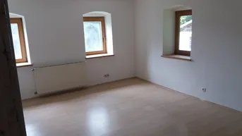 Expose Einfamilienhaus mit 6 Zimmern und Garten in Niederham