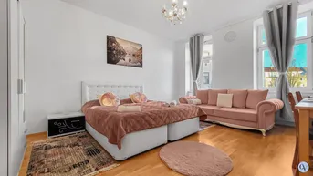 Expose 3-Zimmer-Altbau mit Balkon in den Innenhof