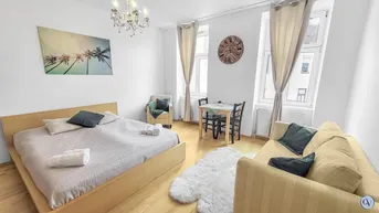 Expose Altbau-Wohnung mit Charme, Balkon und Fernblick - nähe Brigittenauer Bad